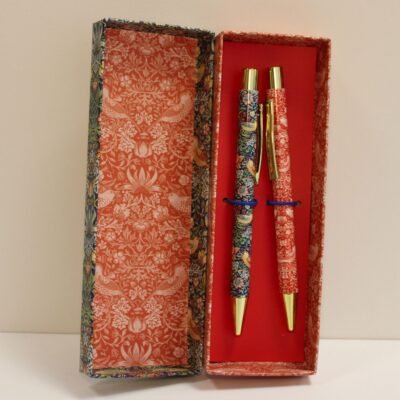 Gift Pen Set - William Morris - Strawberry Thief